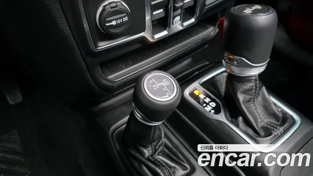 Jeep Wrangler Wrangler (JL) 2.0 Sahara Power Top 4 двери — Фото автомобиля 16