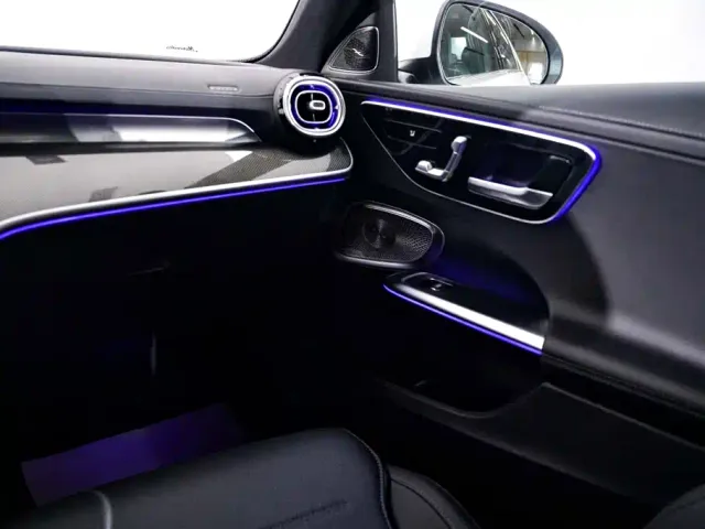 Mercedes-Benz C-Class — Фото автомобиля 25