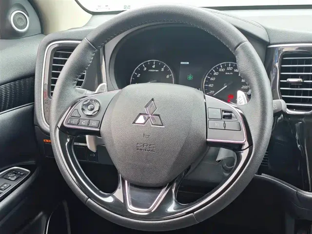 Mitsubishi Outlander — Фото автомобиля 15