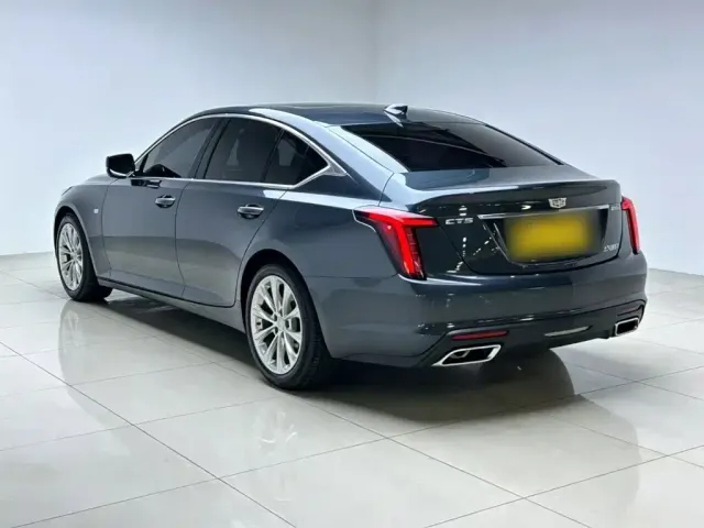 Cadillac CT5 — Фото автомобиля 4