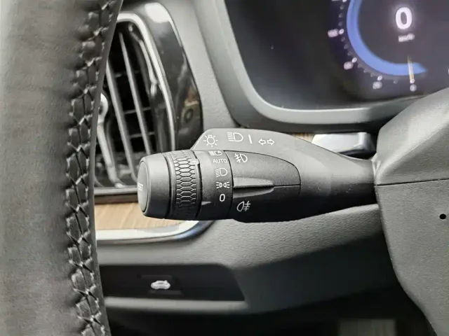 Volvo S60 — Фото автомобиля 21