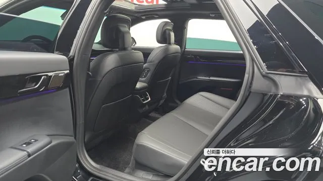 Hyundai Grandeur GN7 — Фото автомобиля 17