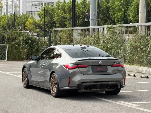 BMW M4 — Фото автомобиля 6
