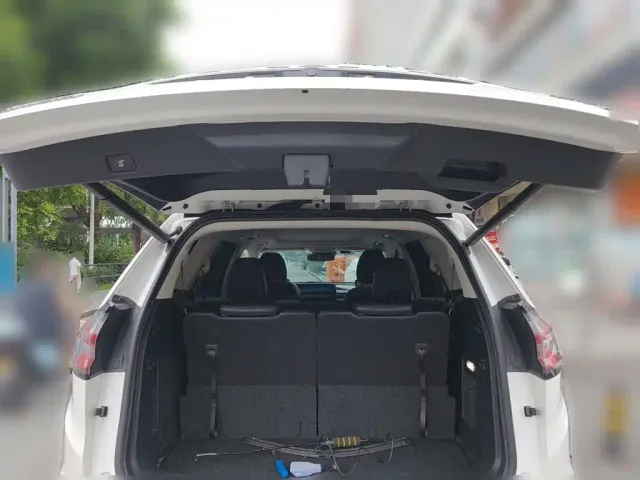 Ford Edge — Фото автомобиля 15
