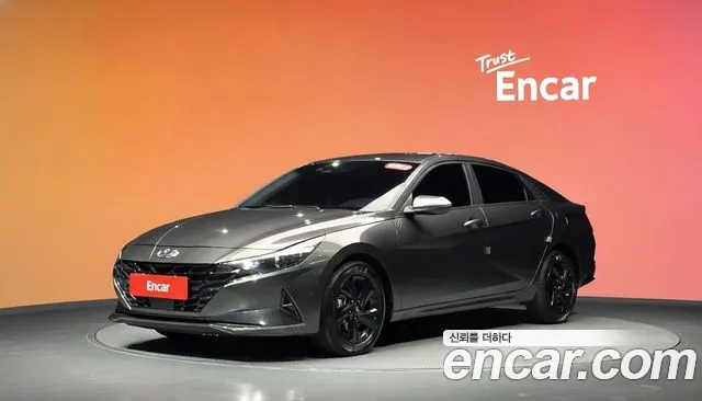Фотография автомобиля — Hyundai Avante CN7