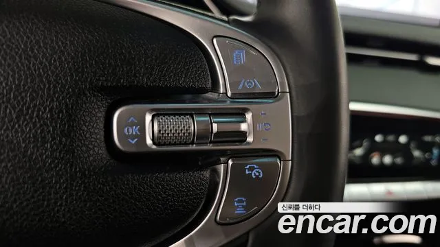 Genesis GV70 2.5T Бензин AWD — Фото автомобиля 27