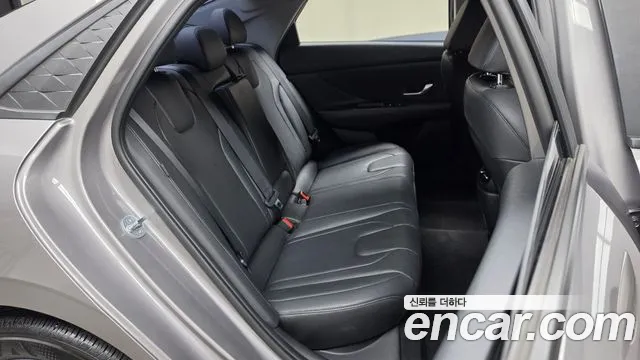 Hyundai Avante — Фото автомобиля 17