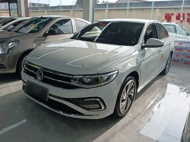 Фотография автомобиля — Volkswagen Bora