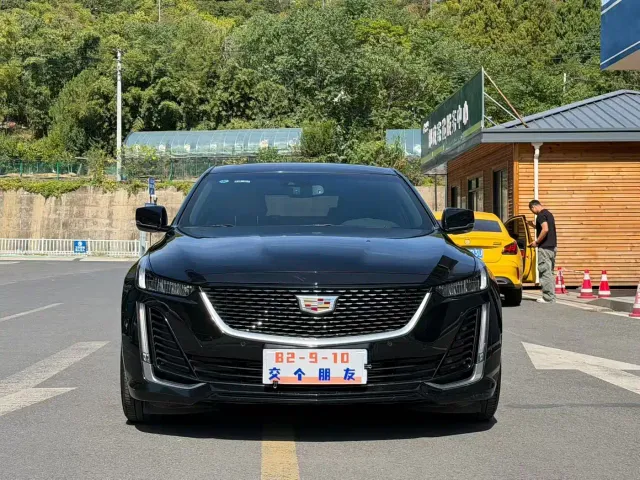 Cadillac CT5 — Фото автомобиля 2