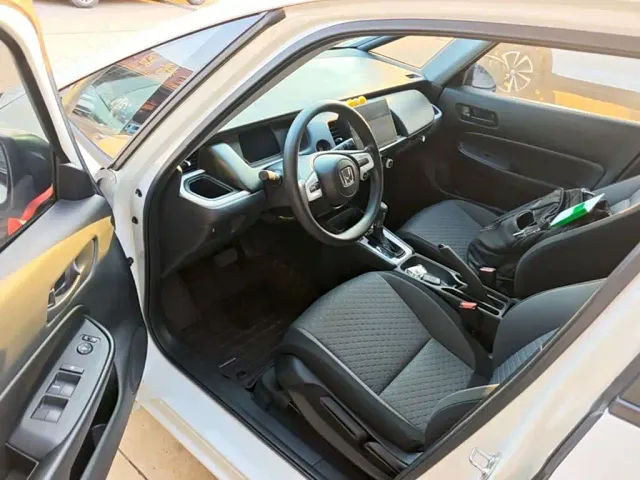 Honda Fit — Фото автомобиля 15