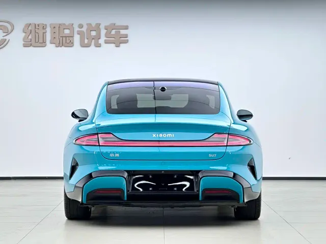 Xiaomi SU7 — Фото автомобиля 2