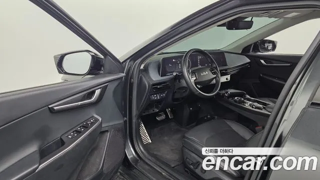 Kia EV6 — Фото автомобиля 10