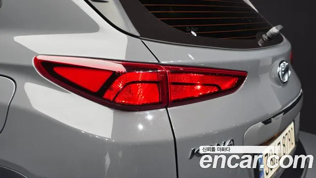 Hyundai Kona Новый Kona Бензин 1.6 турбо 2WD — Фото автомобиля 23