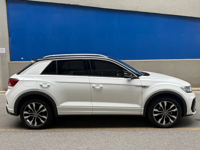 Volkswagen T-Roc — Фото автомобиля 7