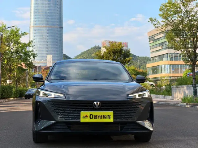 Changan Lamore — Фото автомобиля 2