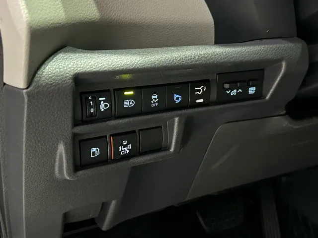 Toyota Granvia — Фото автомобиля 8