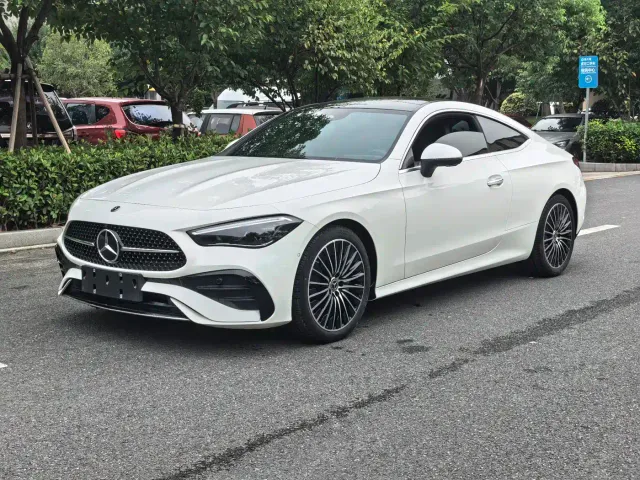 Фотография автомобиля — Mercedes-Benz CLE-Class