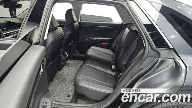 Hyundai Grandeur — Фото автомобиля 19