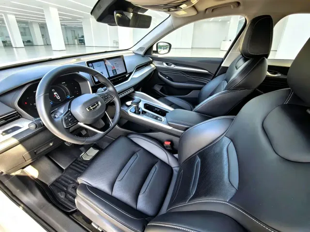 Geely Xingrui — Фото автомобиля 4