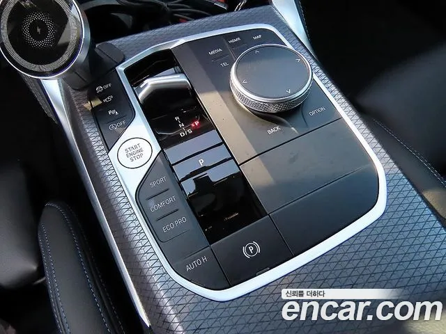 BMW 4 Series G22 — Фото автомобиля 9