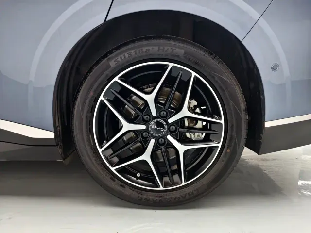 BYD Seal 06 — Фото автомобиля 13