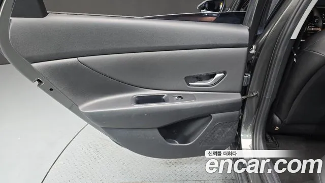Hyundai AVANTE Avante (CN7) — Фото автомобиля 25