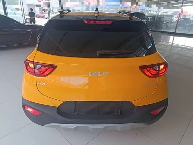 Kia KX1 — Фото автомобиля 5