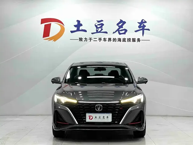 Changan Eado — Фото автомобиля 2