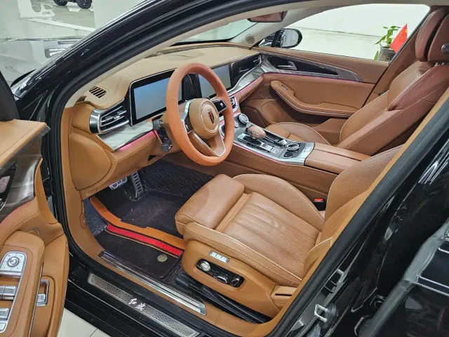 Hongqi H9 — Фото автомобиля 6
