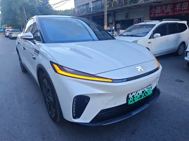 Roewe Feifan R7 — Фото автомобиля 3