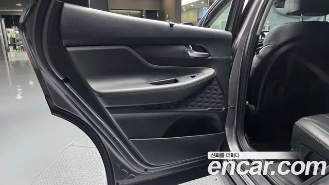 Hyundai Santafe — Фото автомобиля 23