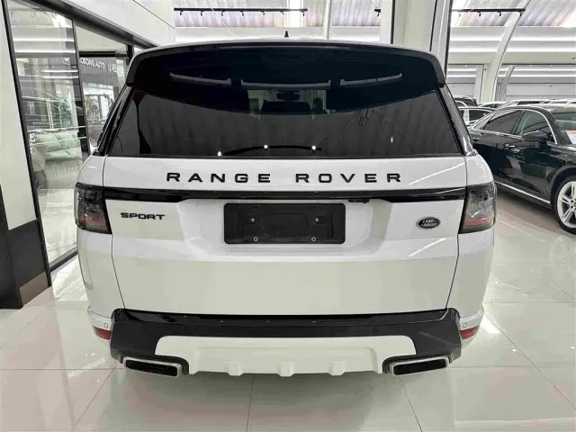 Land Rover Range Rover Sport — Фото автомобиля 20