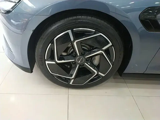 BYD Seal — Фото автомобиля 22