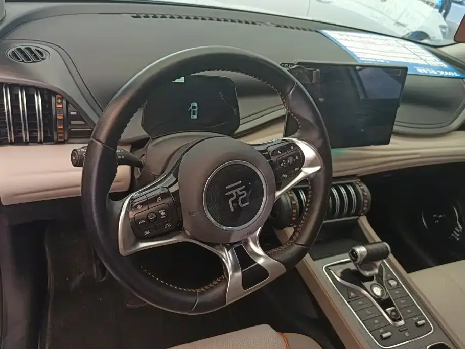 BYD Yuan PLUS 2024 Glory Edition 510KM Leading — Фото автомобиля 12