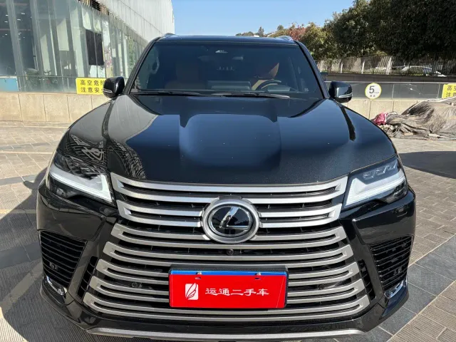 Фотография автомобиля — Lexus LX