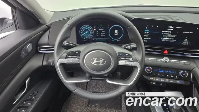 Hyundai Avante CN7 — Фото автомобиля 13