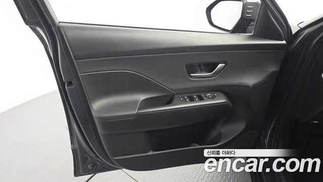 Hyundai Kona SX2 — Фото автомобиля 13