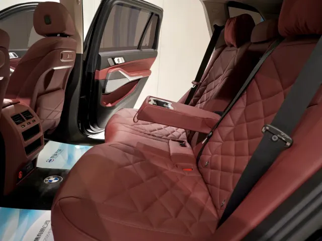 BMW X5 — Фото автомобиля 12
