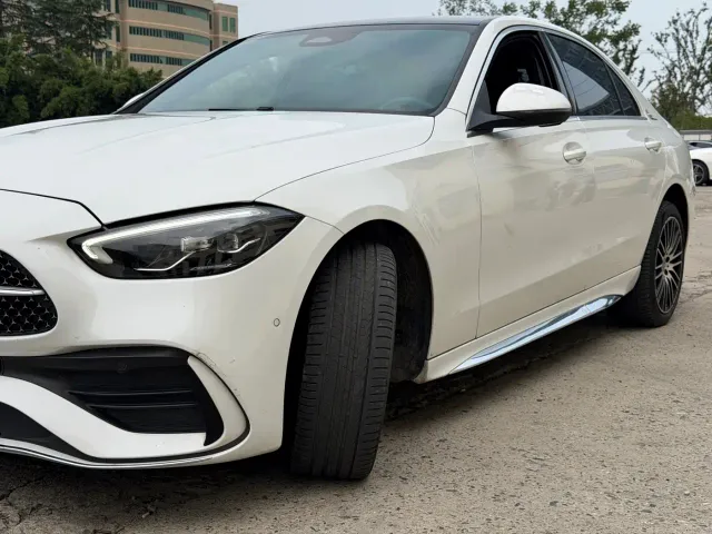 Mercedes-Benz C-Class — Фото автомобиля 3