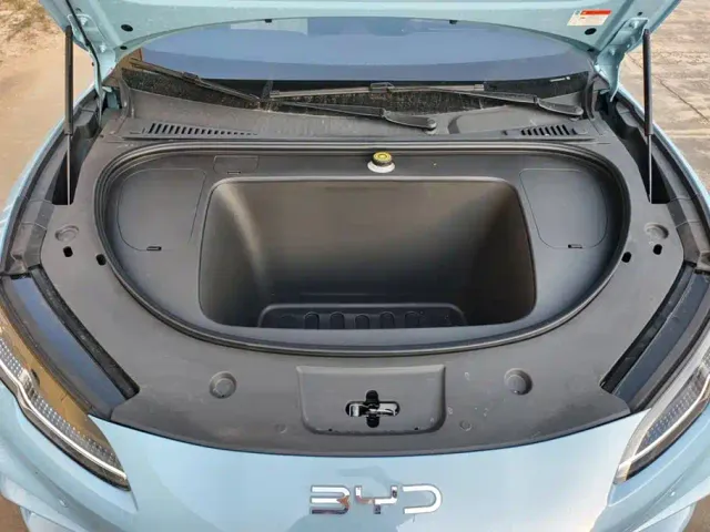 BYD Seal 06 GT — Фото автомобиля 10