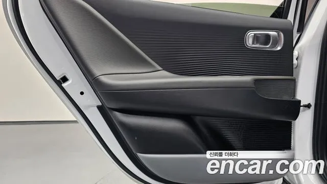 Hyundai Ioniq 6 — Фото автомобиля 14