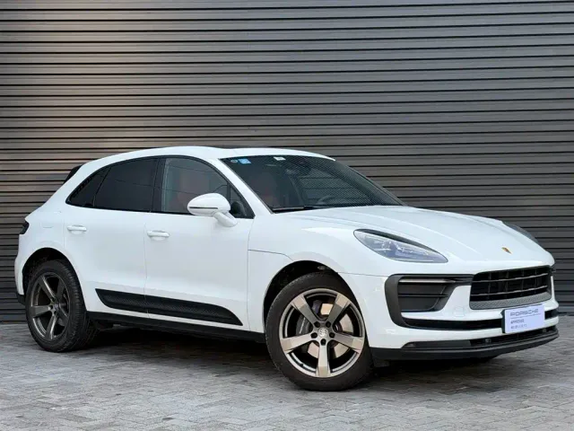 Porsche Macan — Фото автомобиля 2
