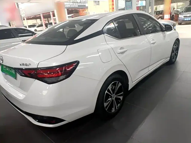 Nissan Sylphy — Фото автомобиля 6