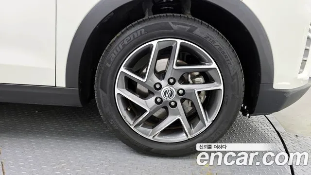 KG_Mobility_Ssangyong TIBOLI Very New Tivoli Бензин 1.5 2WD — Фото автомобиля 18