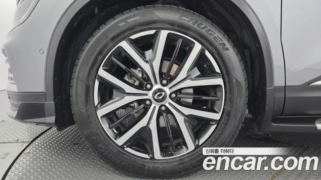 Renault-KoreaSamsung QM6 Новый QM6 2.0 GDe RE Signature 2WD — Фото автомобиля 5