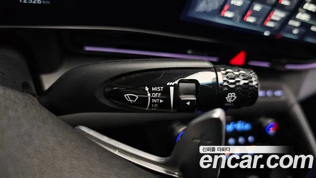 Hyundai AVANTE — Фото автомобиля 28