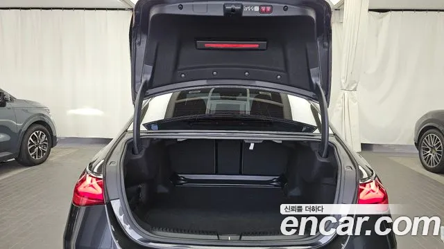Mercedes-Benz E-Class E-класс W214 E300 4MATIC Exclusive — Фото автомобиля 19