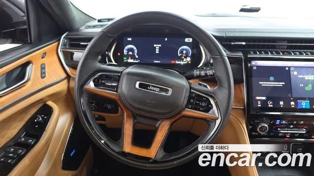 Jeep Cherokee Grand Cherokee(WL) L 3.6 Summit Reserve — Фото автомобиля 12