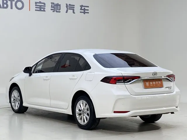 Toyota Corolla — Фото автомобиля 6