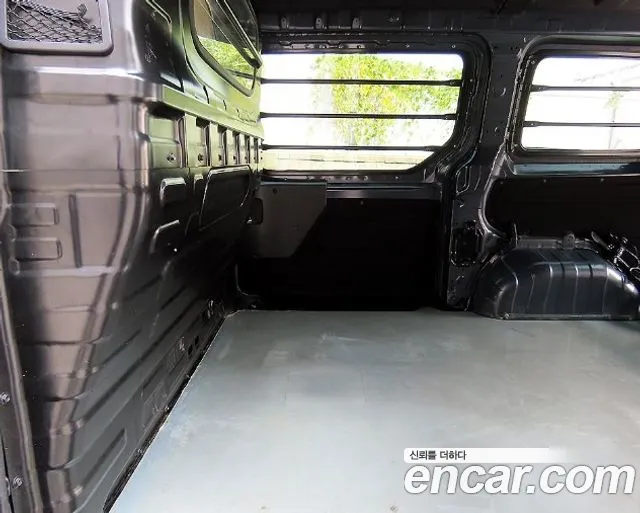 Hyundai Staria — Фото автомобиля 19